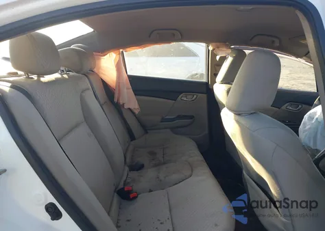 2015 Honda Civic Lx z USA, uszkodzony, nr VIN 19XFB2F53FE091381